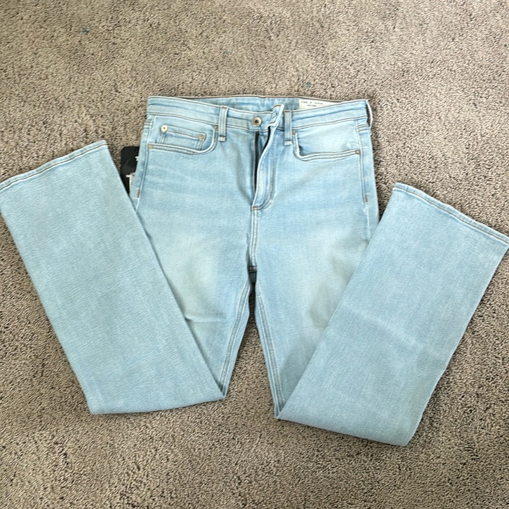 NWT Rag and Bone high rise ankle flare! Perfect condition